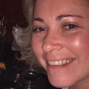 Meet your Posher, Noemi